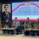 Wali Kota Samarinda, Andi Harun (kedua dari kiri) Melakukan Konferensi Pers di Balai Kota pada Minggu, (16/2/2025)