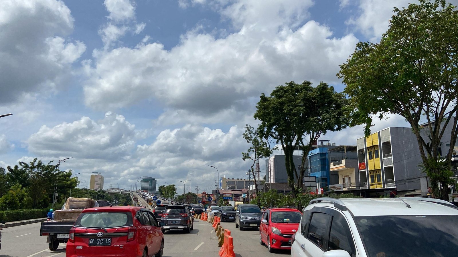 Jembatan Mahakam IV Difungsikan Sebagai Jalur Utama Dengan Dua Arah, Jumat (28/2/2025)