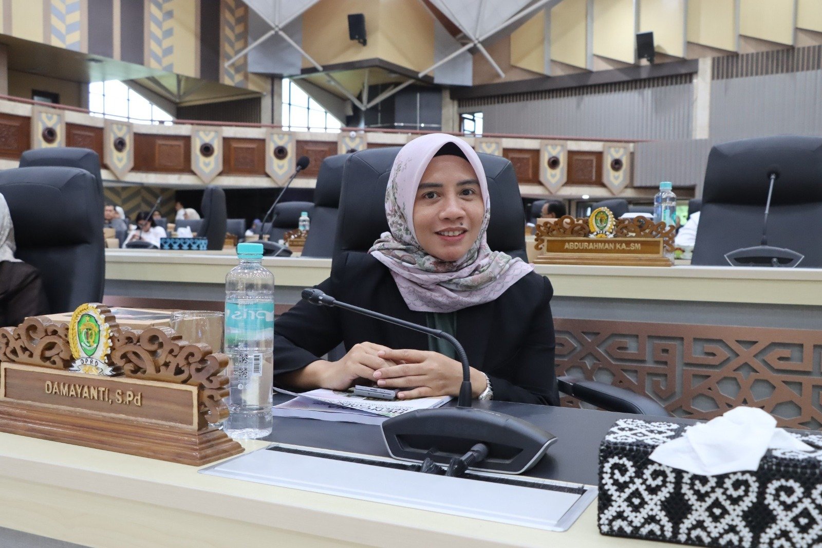 Anggota Komisi IV DPRD Kaltim, Damayanti, saat diwawancarai awak media.