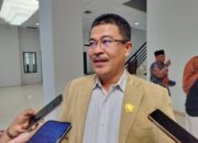 Darlis Jelaskan Akar Keterlambatan Program Seragam Gratis SMA/SMK/SLB di Kaltim