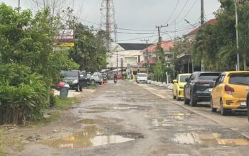 Kondisi Jalan Muso Bin Salim di Kelurahan Melayu, Kecamatan Tenggarong.