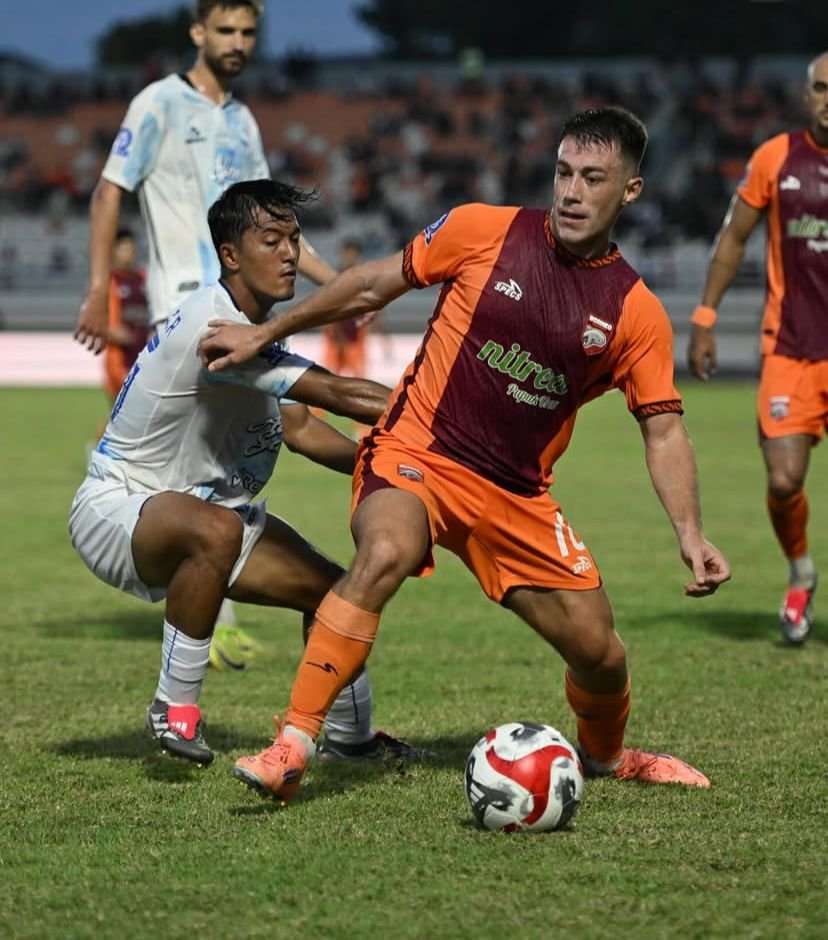 Mariano Peralta, pemain andalan Borneo FC yang tengah naik daun, karena performanya dan catatan pemainan.