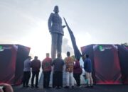 Patung Ir. Soekarno 12,5 Meter Jadi Ikon Baru di RTH Sangasanga