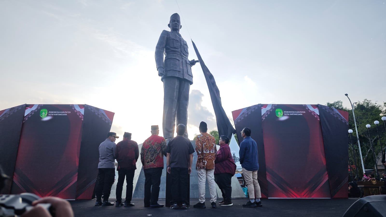 Patung Ir. Soekarno, RTH Kecamatan Sangasanga, Kutai Kartanegara.