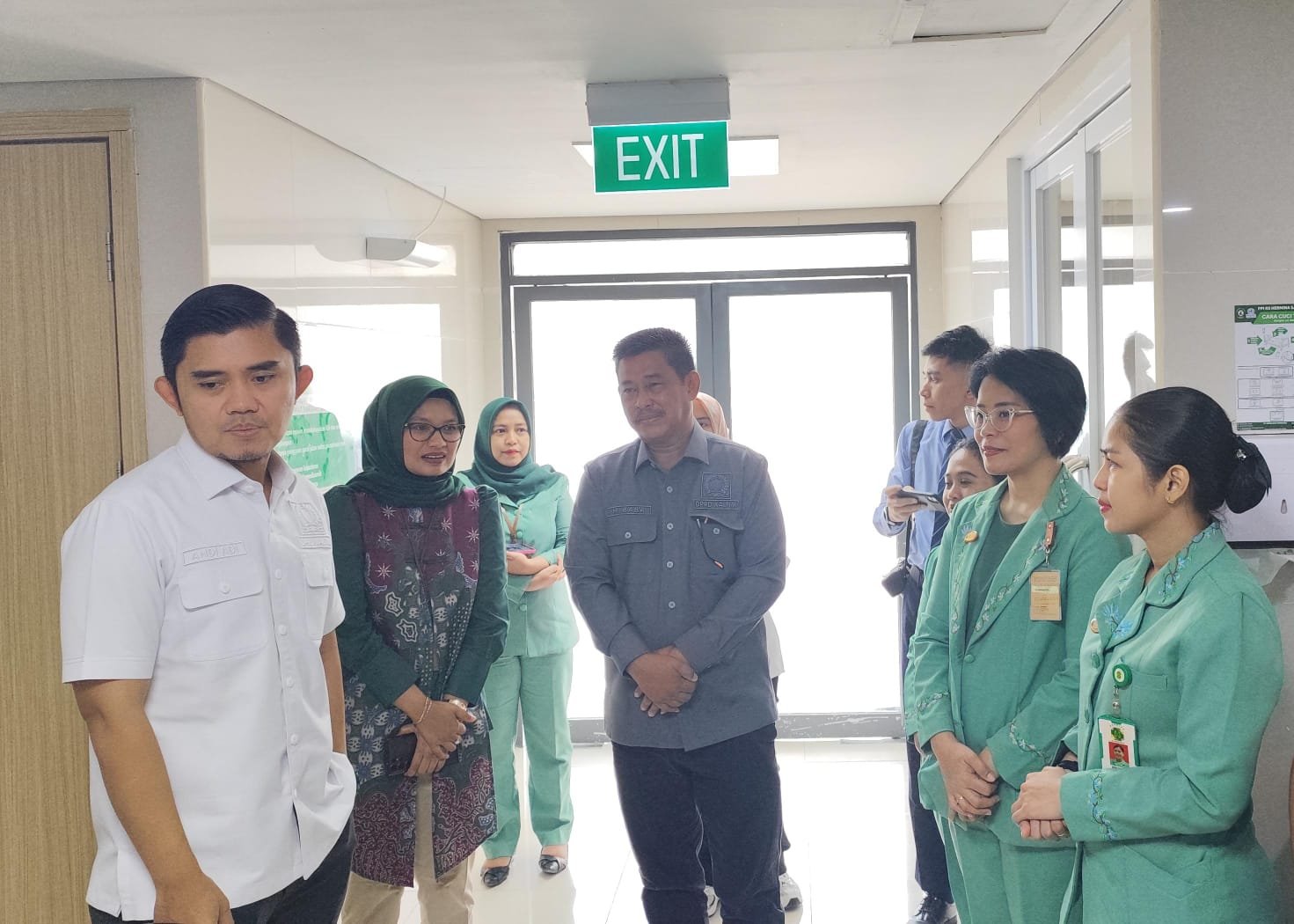 Suasana rapat evaluasi layanan BPJS Kesehatan di RSU Hermina Samarinda yang digelar Komisi IV DPRD Kaltim bersama manajemen rumah sakit, BPJS Kesehatan, dan Dinas Kesehatan Provinsi Kaltim, Rabu (7/1/2026).